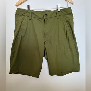 Lululemon men’s shorts zip-up - Size 34